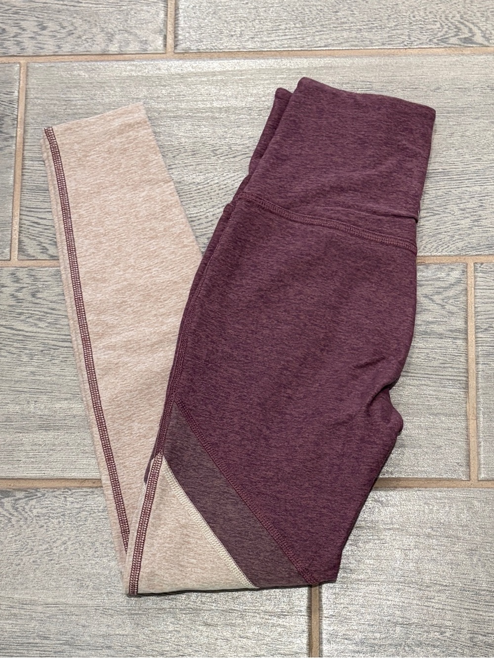 Beyond Yoga Colorblock Leggings in Burgundy and Beige